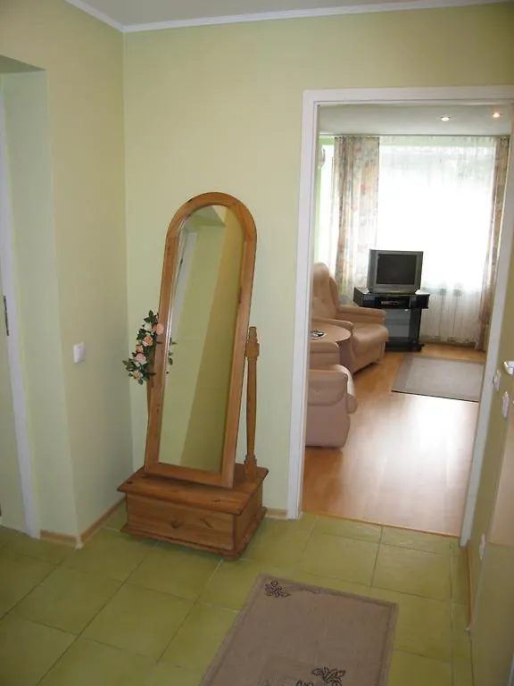 Aparthotel Hotel Service Predslava On Antonovicha Street Kiev